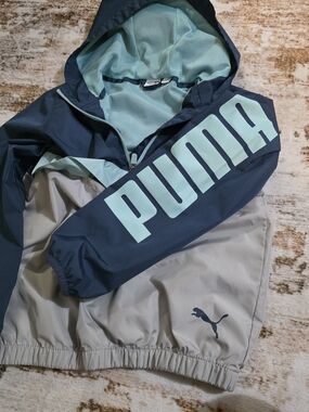PUMA Colorblock Windbreaker Jacket in Navy, Mint & Light Gray